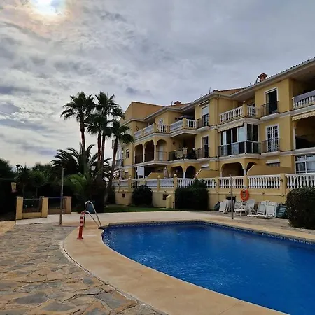 Sea View Garden Oasis Apartment